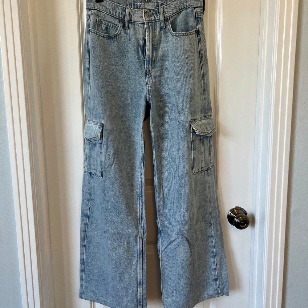 Old Navy Wide Leg Cargo Jeans